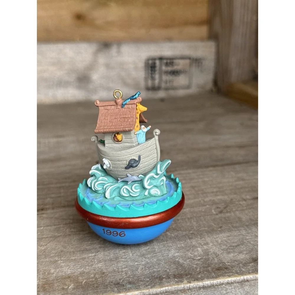 Jolly Wolly Ark‎ Hallmark Keepsake Christmas Ornament 1996 Vintage